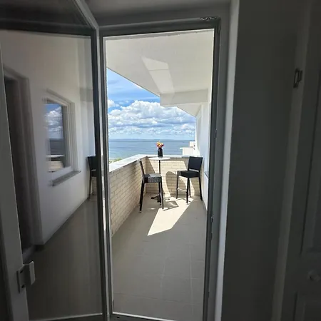 Mb-apartments With Sea View *