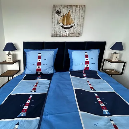 Mb-apartments With Sea View דירה